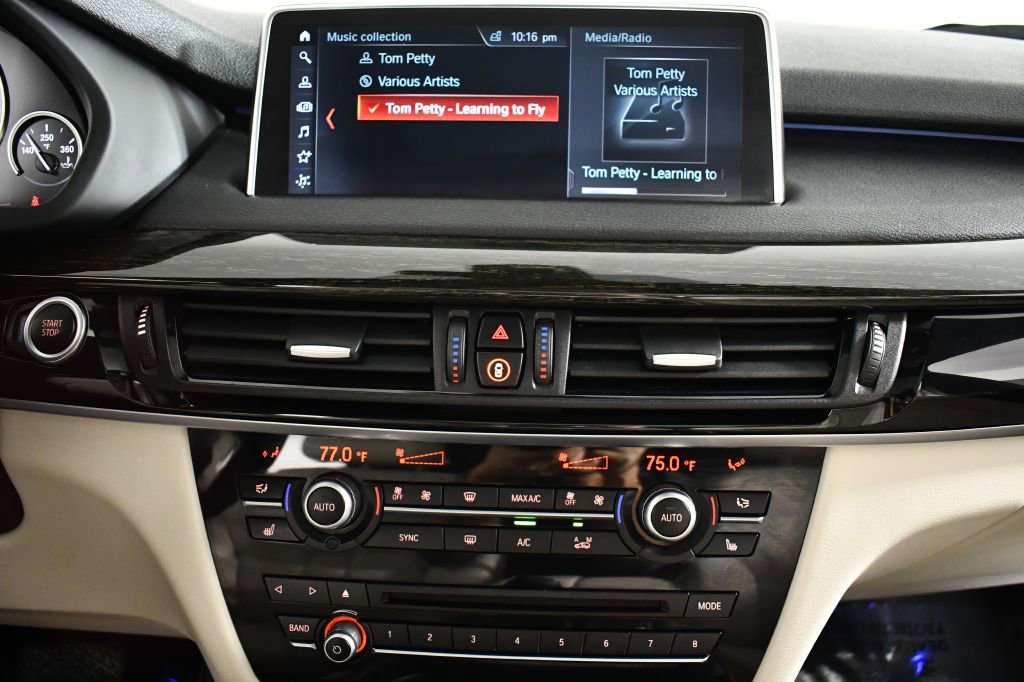 Used 2018 BMW X5 xDrive40e w/ Driving Assistance Package image 27