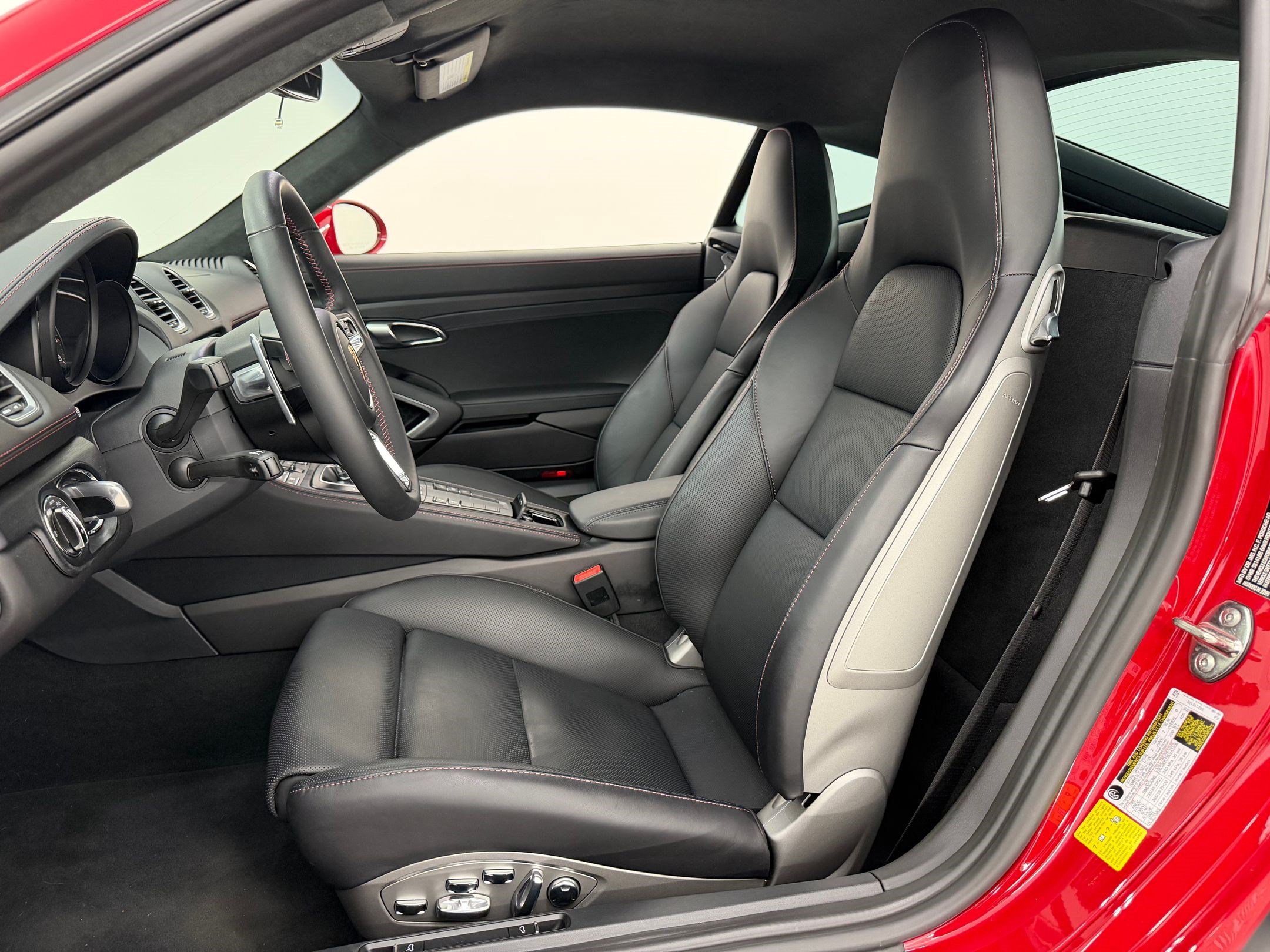 Certified 2023 Porsche 718 Cayman GTS RWD image 4