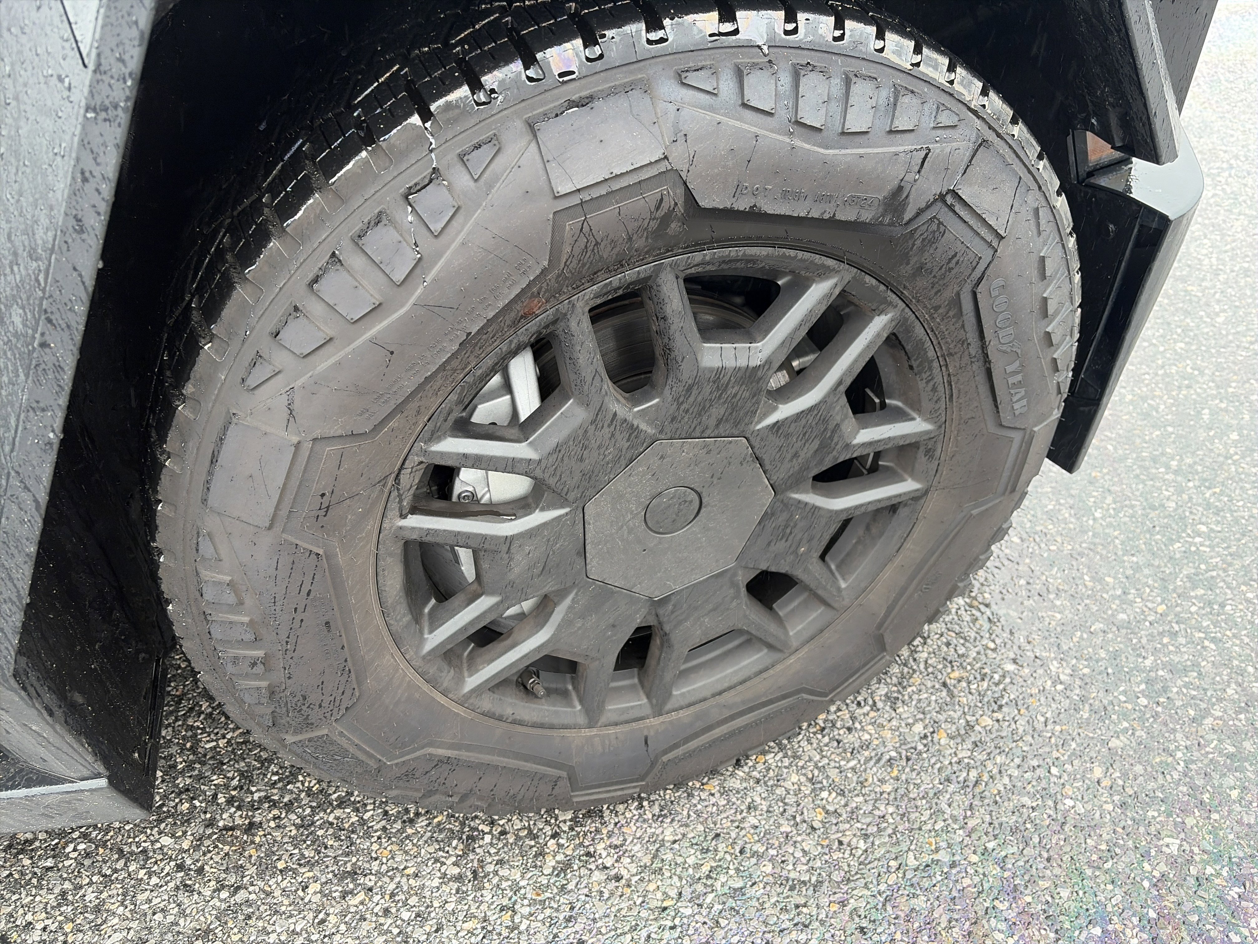 Used 2024 Tesla Cybertruck Cyberbeast image 10