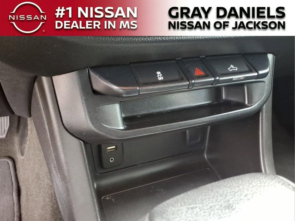 Used 2016 Chevrolet Colorado LT RWD image 18