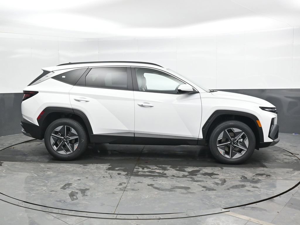 New 2026 Hyundai Tucson SEL AWD/4WD image 3