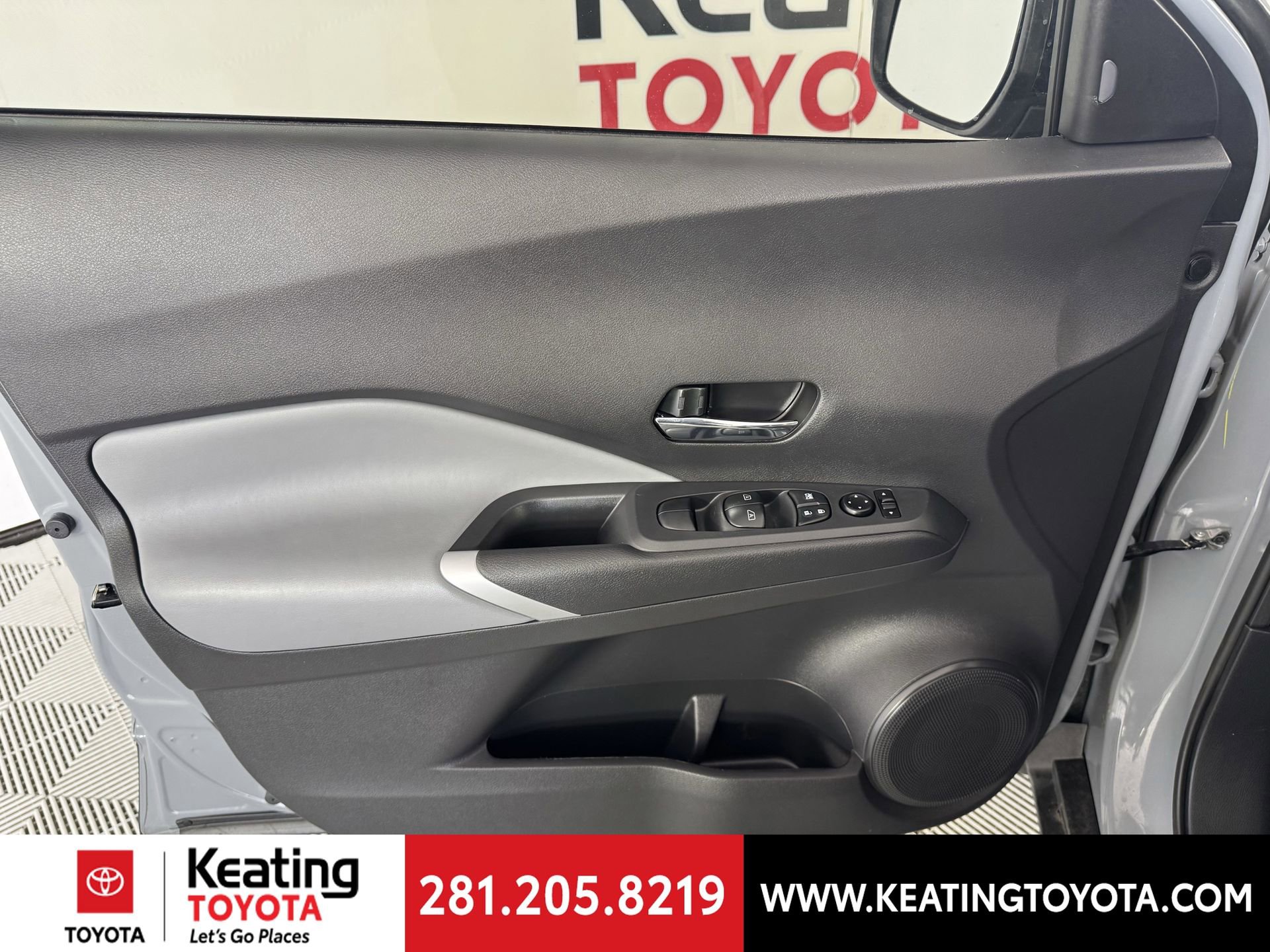 Used 2024 Nissan Kicks SR w/ SR Premium Package image 11