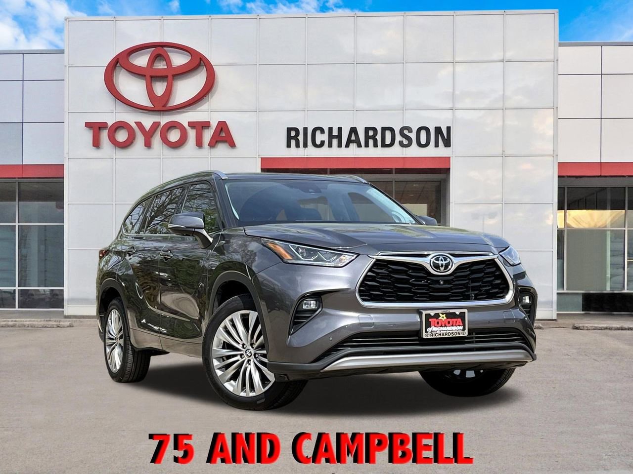 Used 2022 Toyota Highlander Platinum image 1