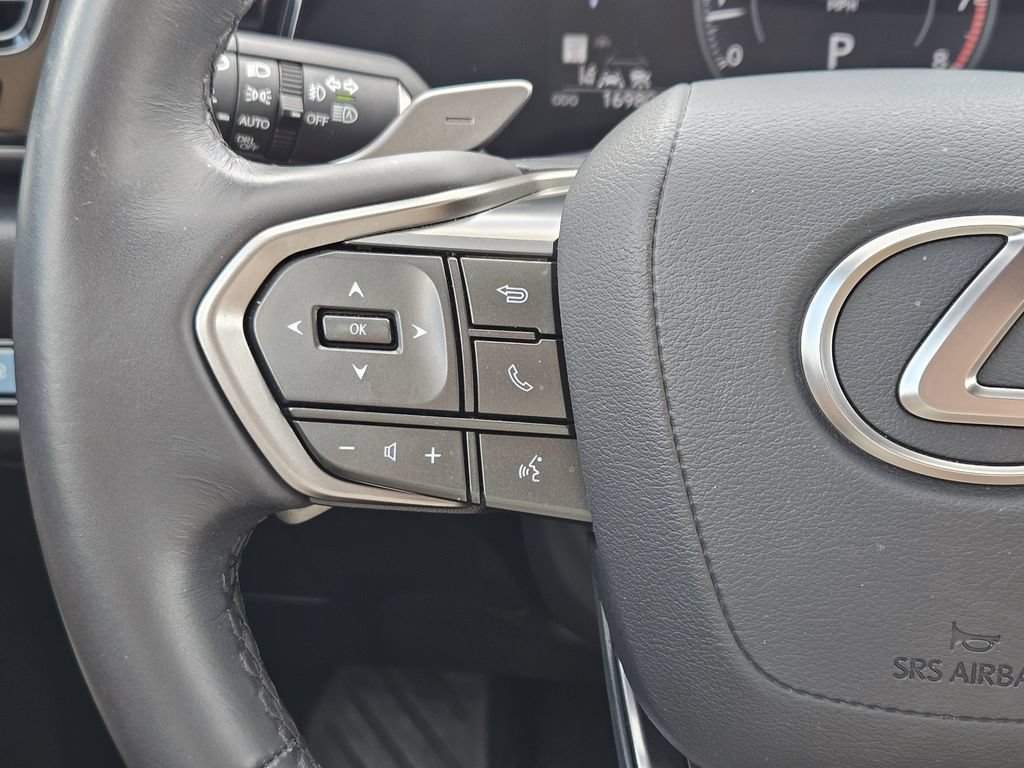 Used 2025 Lexus NX 250 FWD w/ Towing Package (2000 Lbs) image 28
