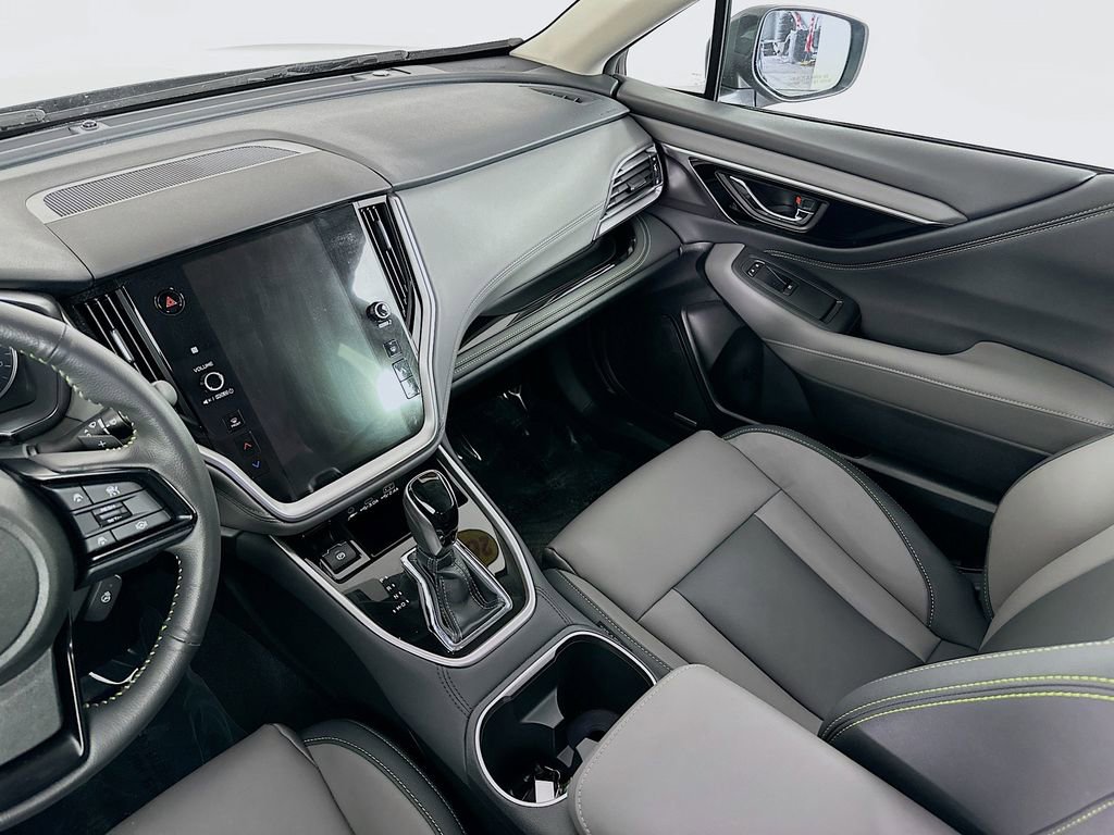 Certified 2025 Subaru Outback Onyx Edition image 31