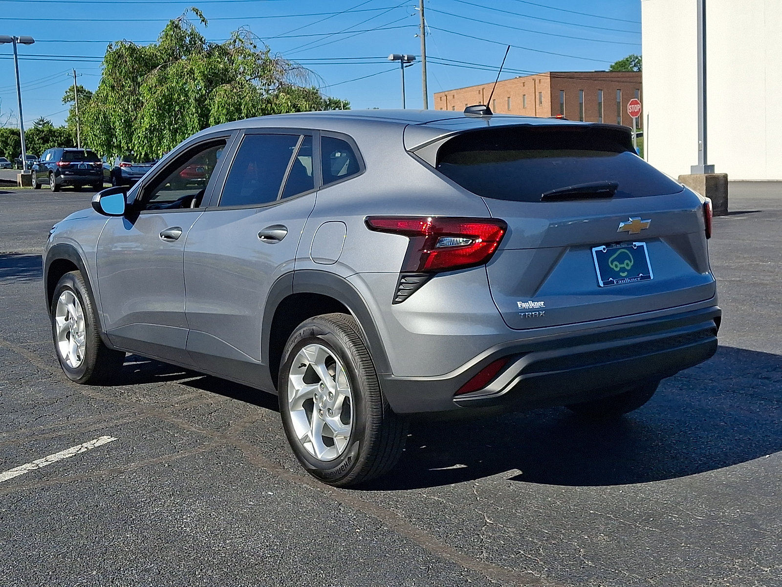 Certified 2025 Chevrolet Trax LS w/ LS Convenience Package FWD image 4