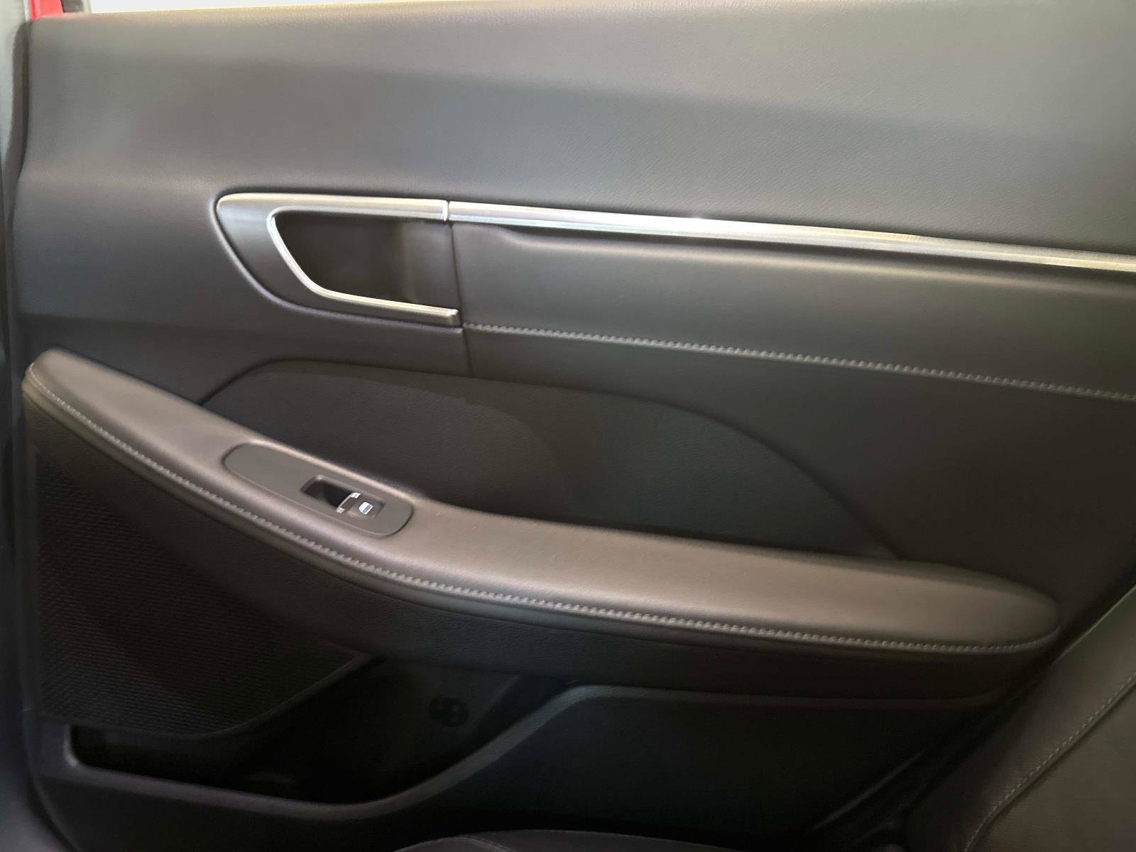 Used 2020 Hyundai Sonata Limited image 15