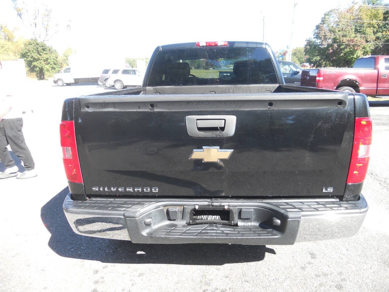 Used 2009 Chevrolet Silverado 1500 LS RWD image 9
