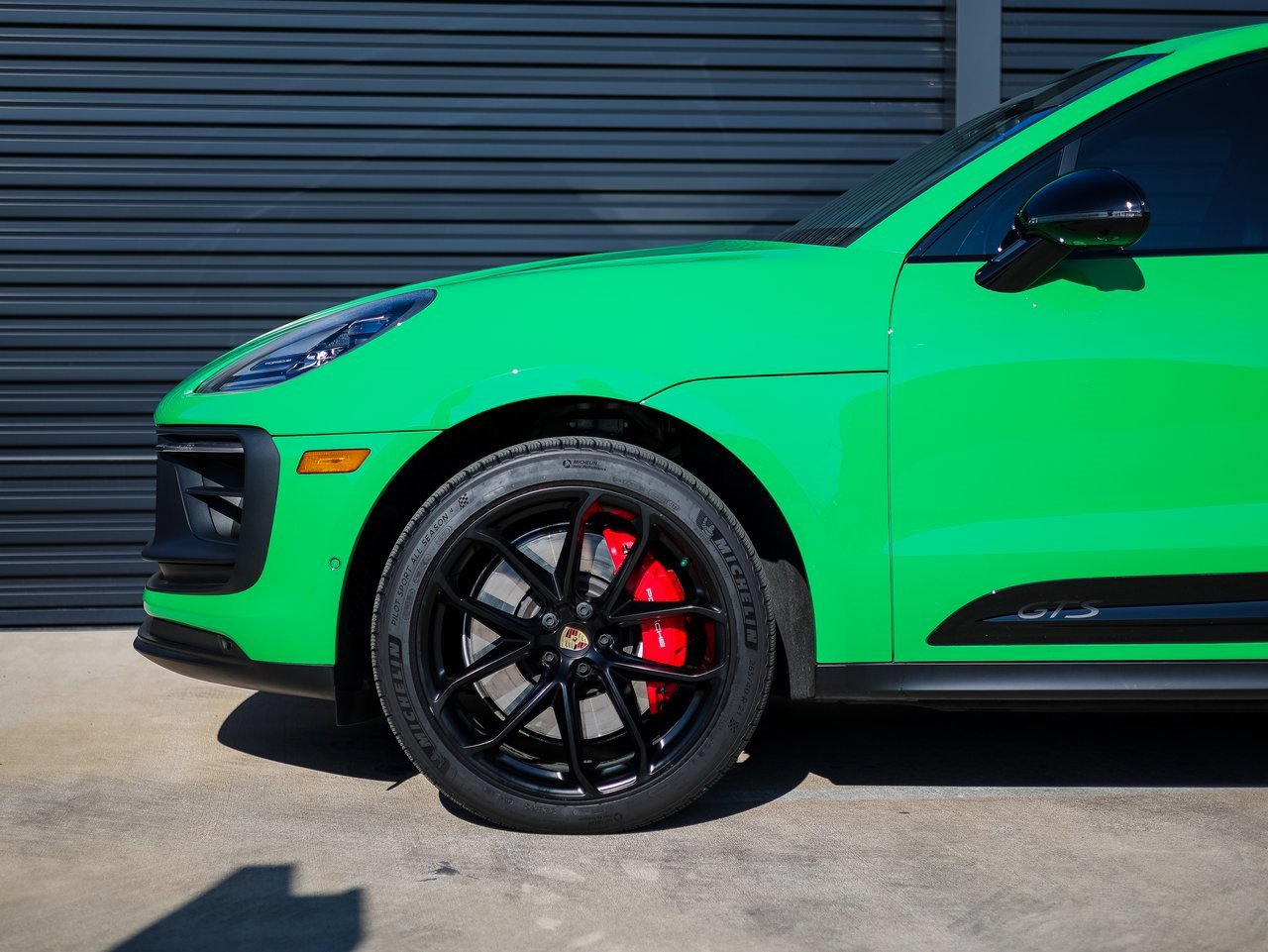 Certified 2024 Porsche Macan GTS image 11