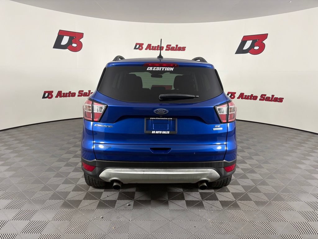 Used 2018 Ford Escape SE w/ SE Sync 3 Package FWD image 6