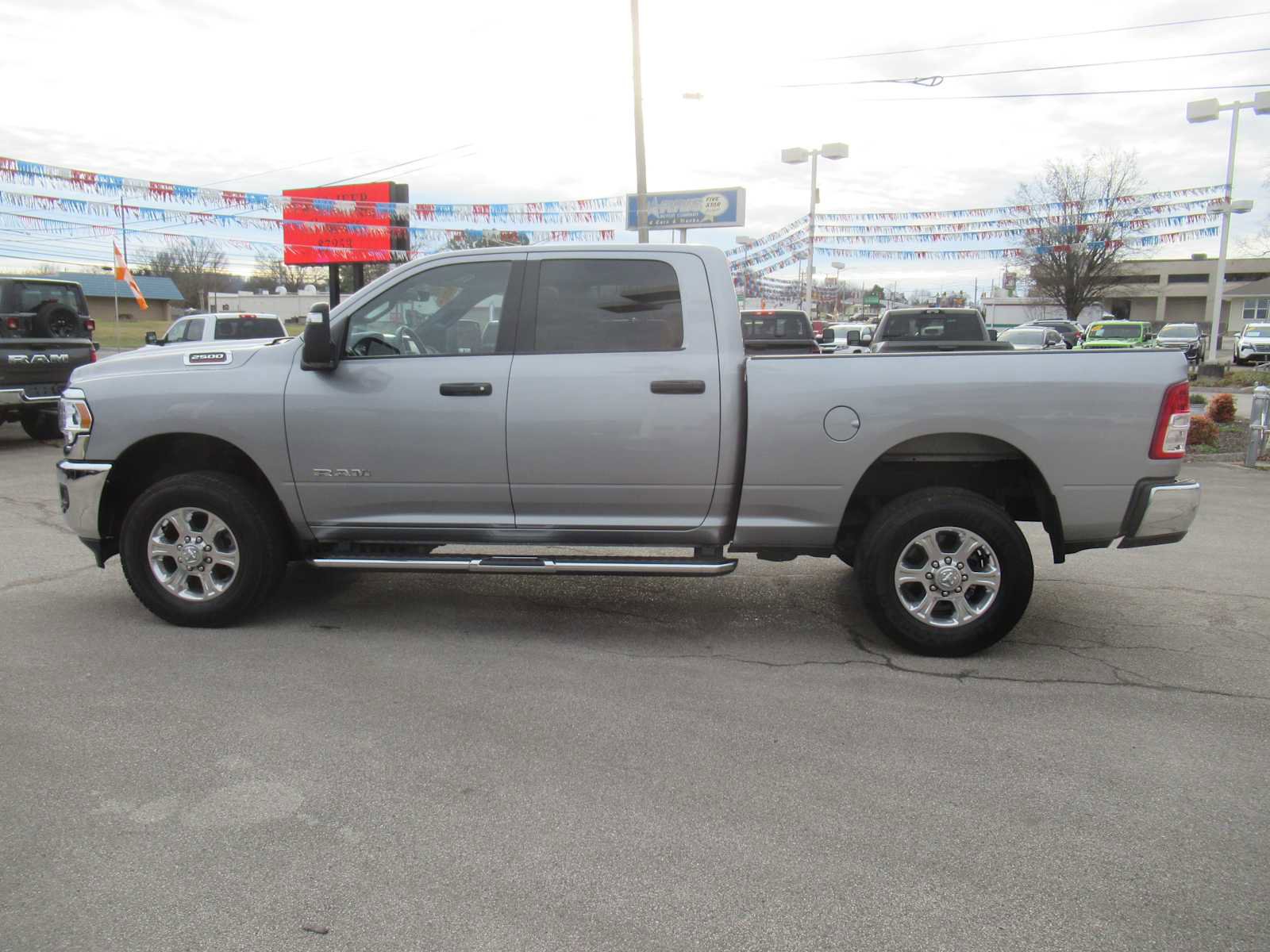 Used 2024 RAM 2500 Big Horn image 2
