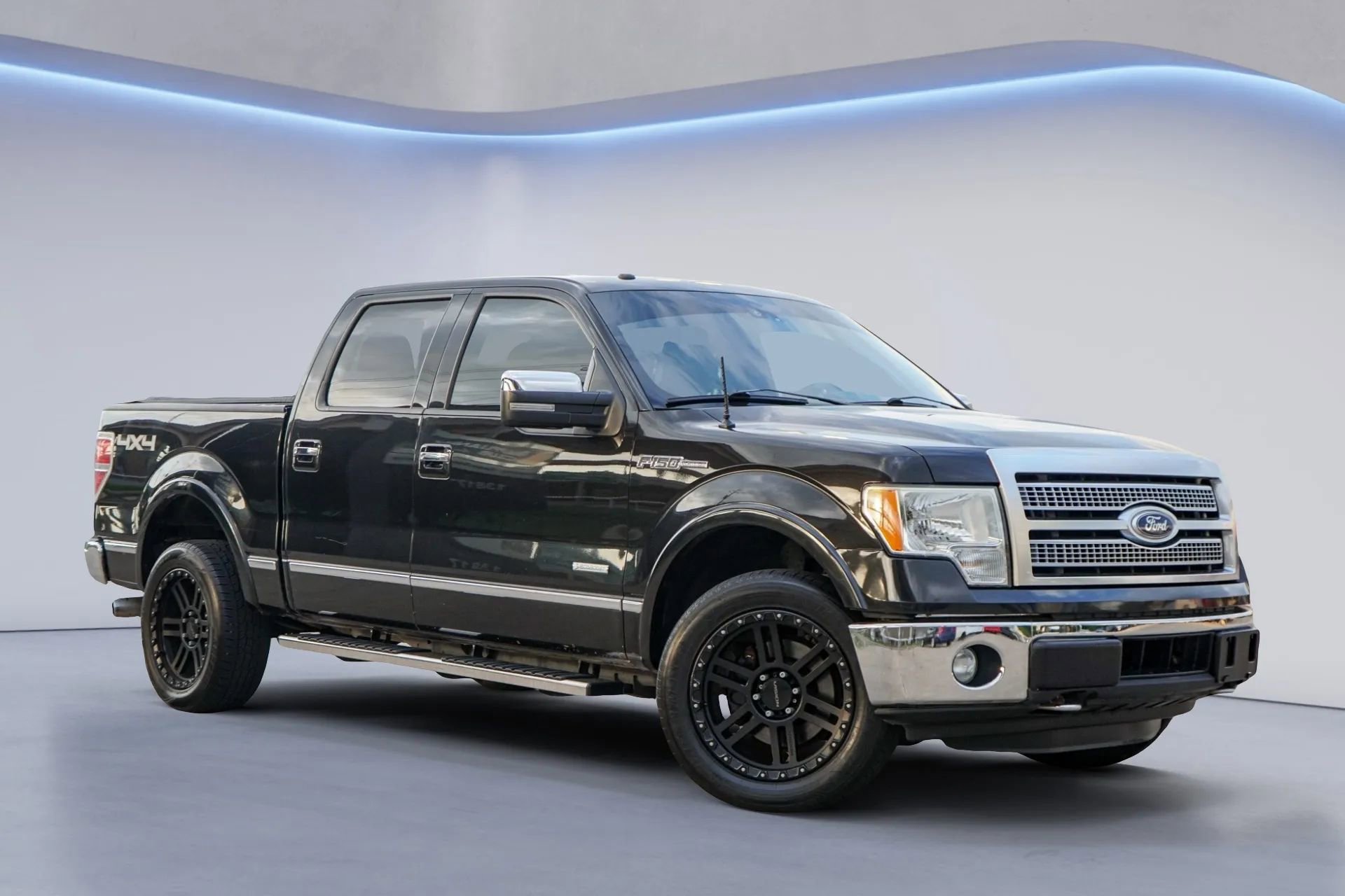 Used 2011 Ford F150 Platinum AWD/4WD image 1