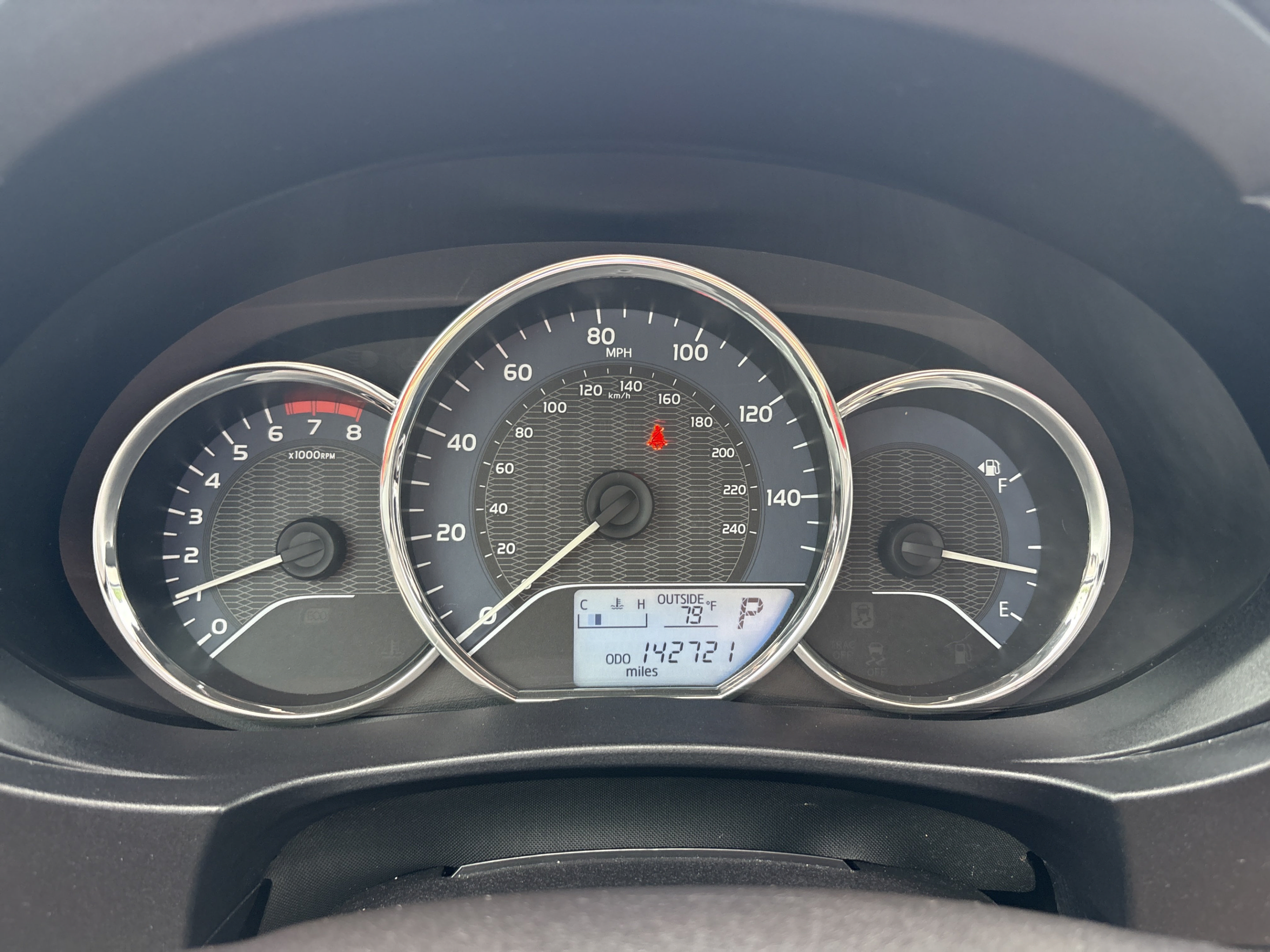Used 2015 Toyota Corolla LE FWD image 15