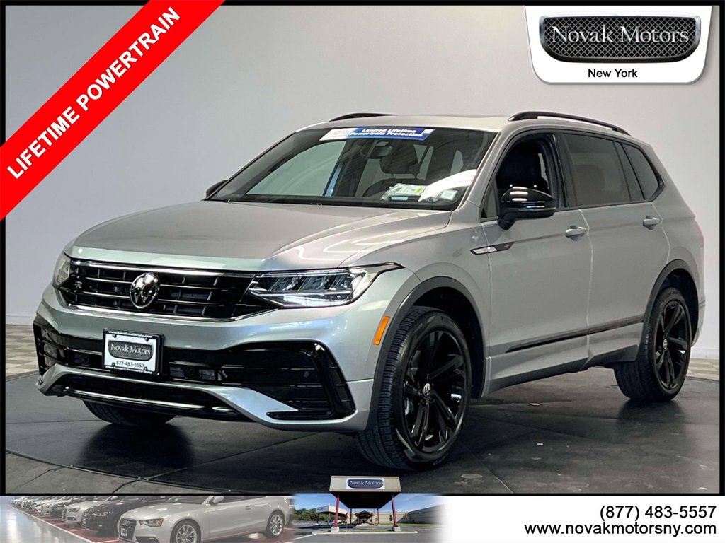 Used 2023 Volkswagen Tiguan SE R-Line image 4