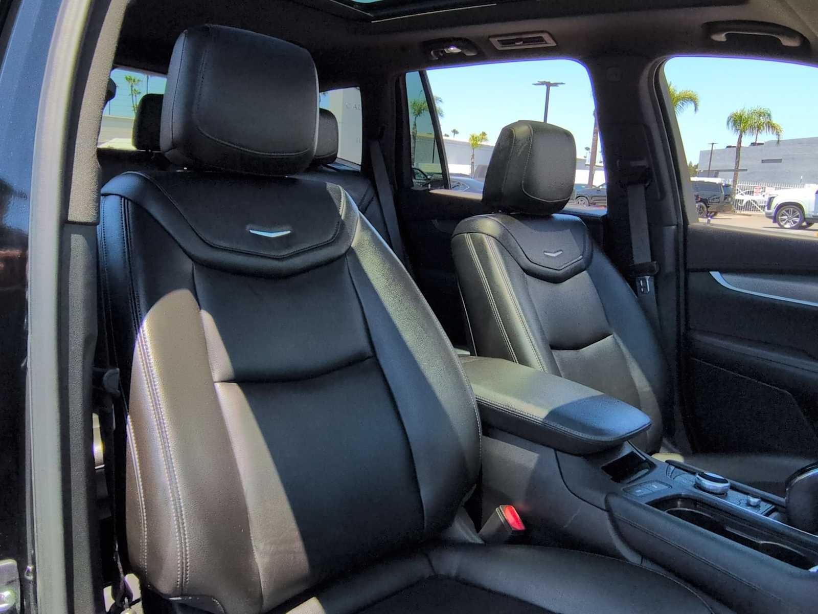 Certified 2023 Cadillac XT6 Luxury FWD image 27