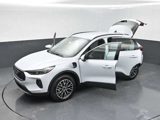 New 2025 Ford Escape SE w/ PHEV Premium Package FWD image 53