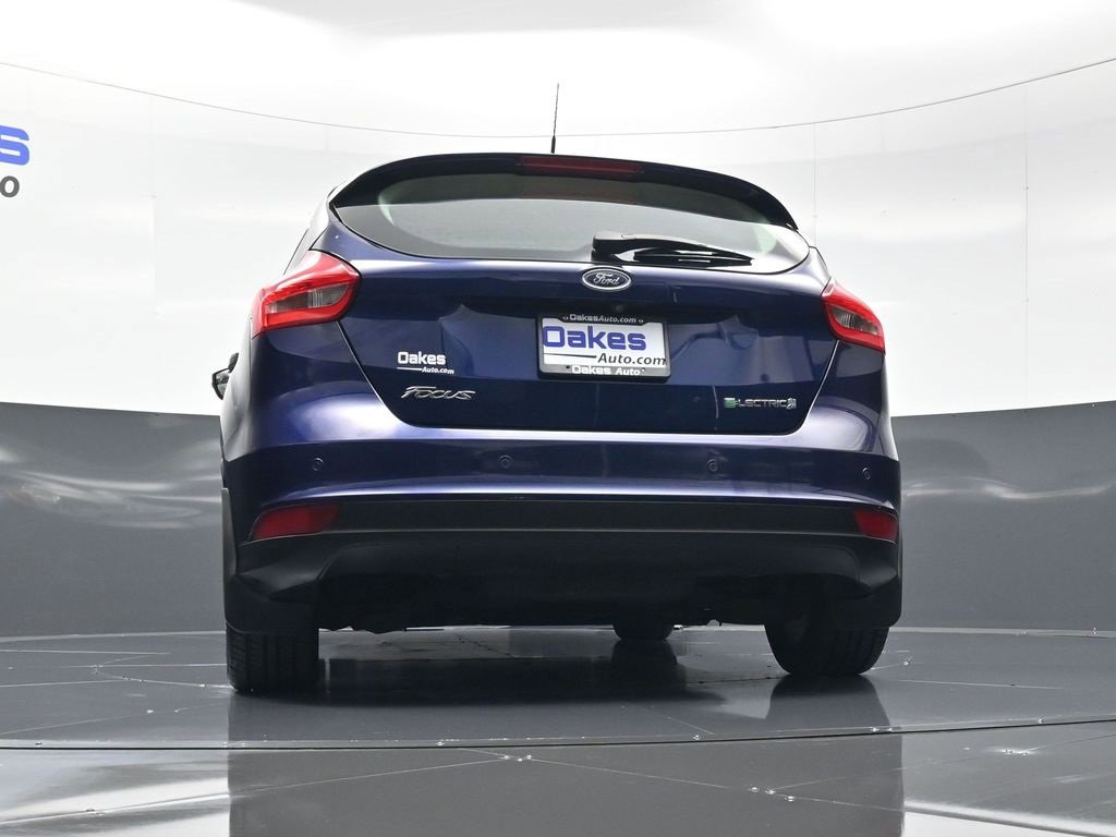 Used 2016 Ford Focus Base w/ Exterior Protection Package image 43