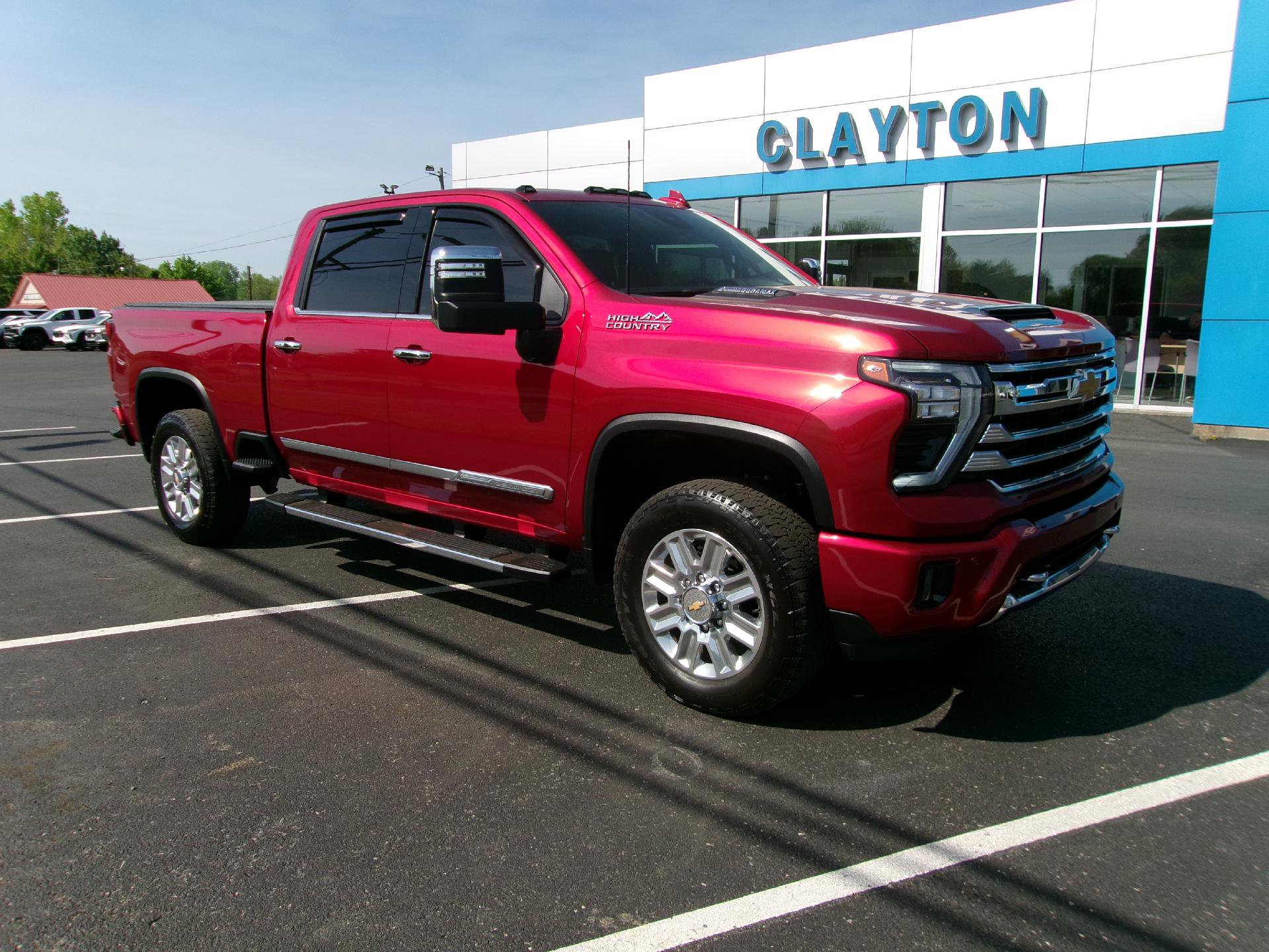 Used 2025 Chevrolet Silverado 2500 High Country w/ High Country Premium Package AWD/4WD image 11