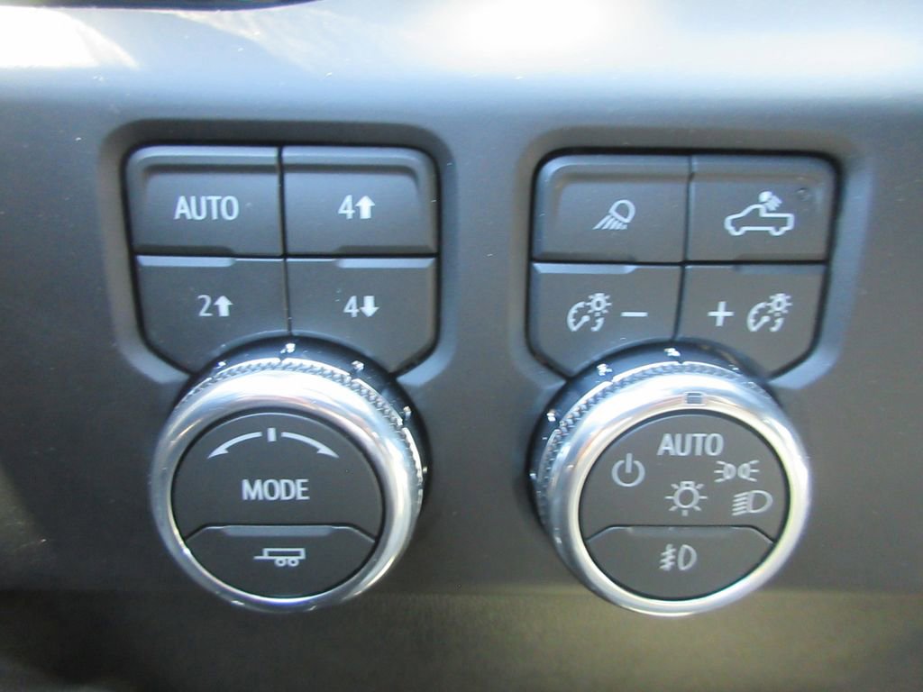 New 2026 GMC Sierra 1500 AT4 AWD/4WD image 18