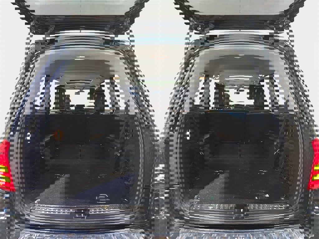 Used 2016 Mercedes-Benz GL 450 4MATIC image 14