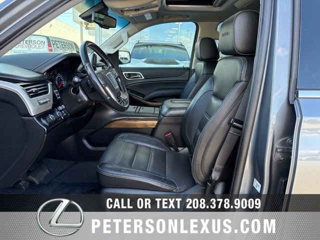 Used 2019 GMC Yukon Denali w/ Denali Ultimate Package AWD/4WD image 28