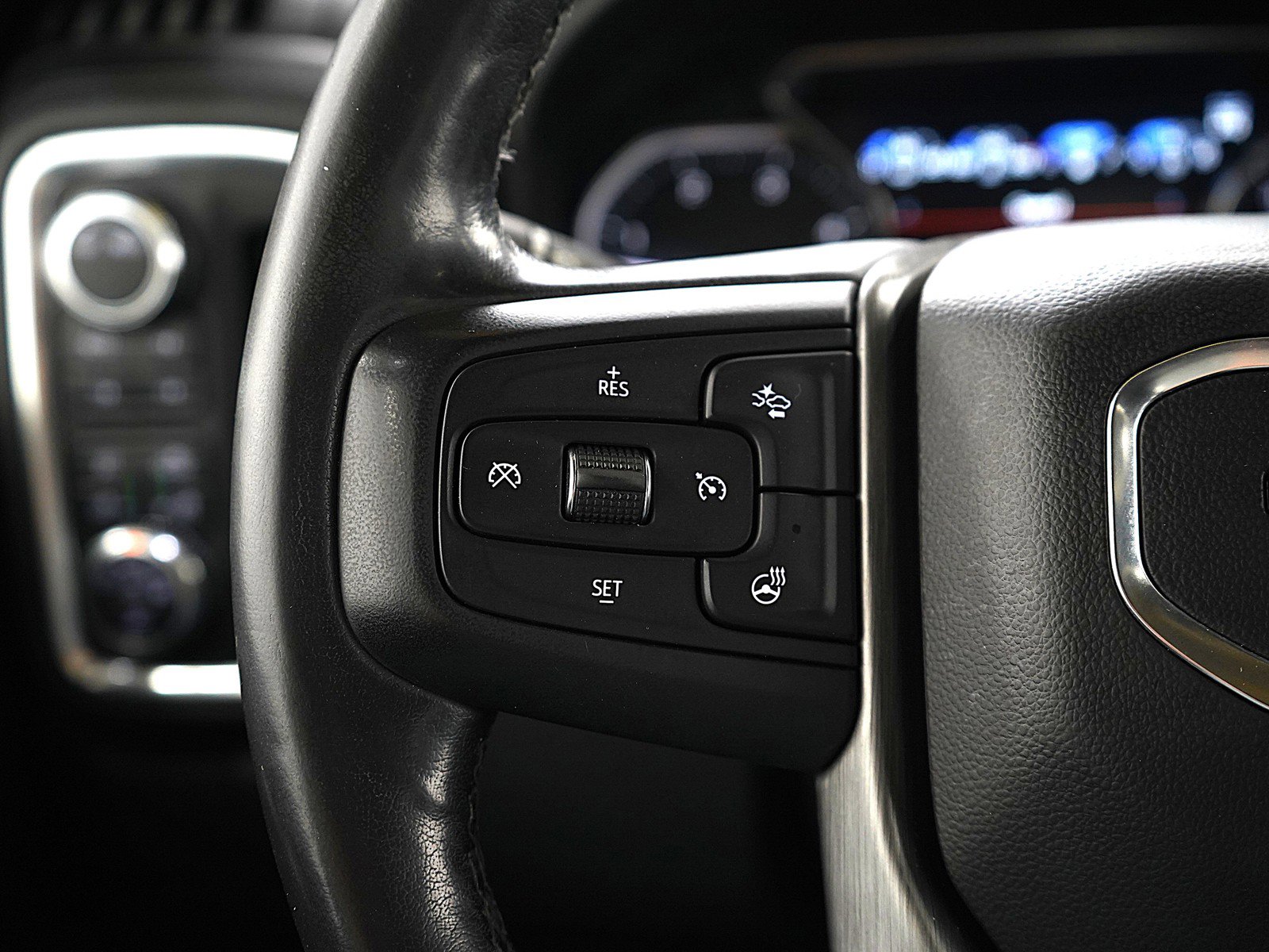 Used 2021 GMC Sierra 2500 Denali w/ Denali Ultimate Package image 25