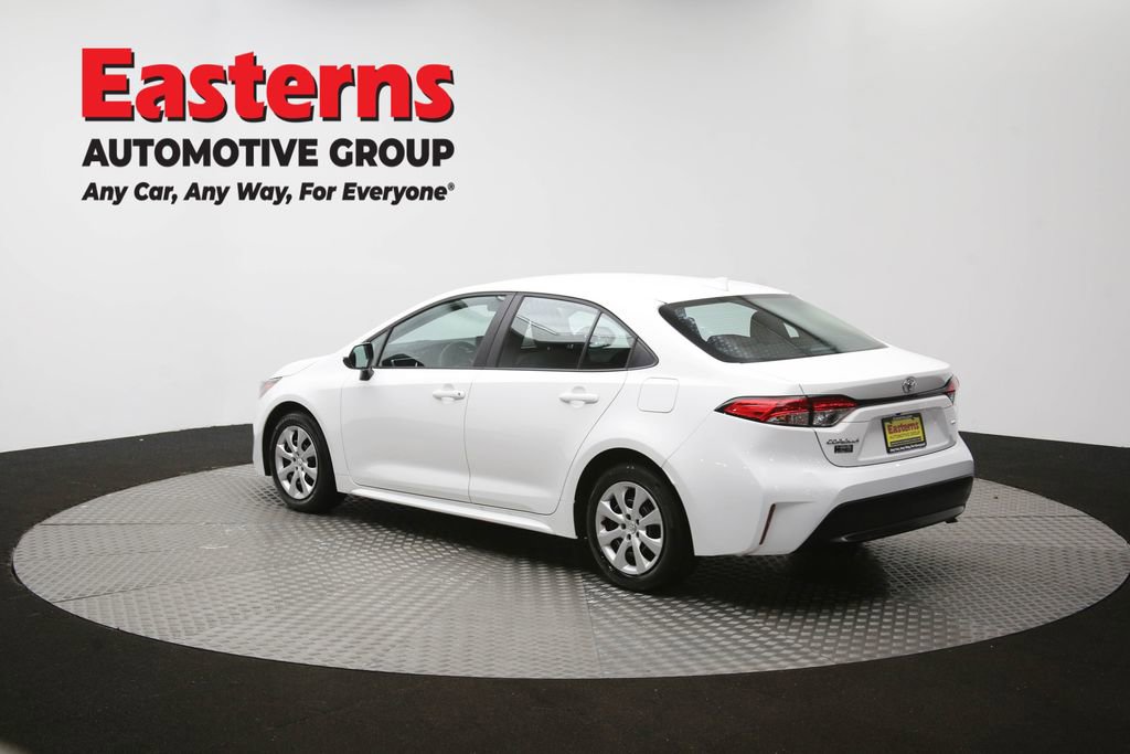Used 2025 Toyota Corolla LE image 63