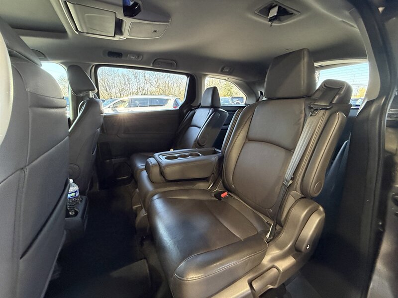Used 2018 Honda Odyssey Touring image 11