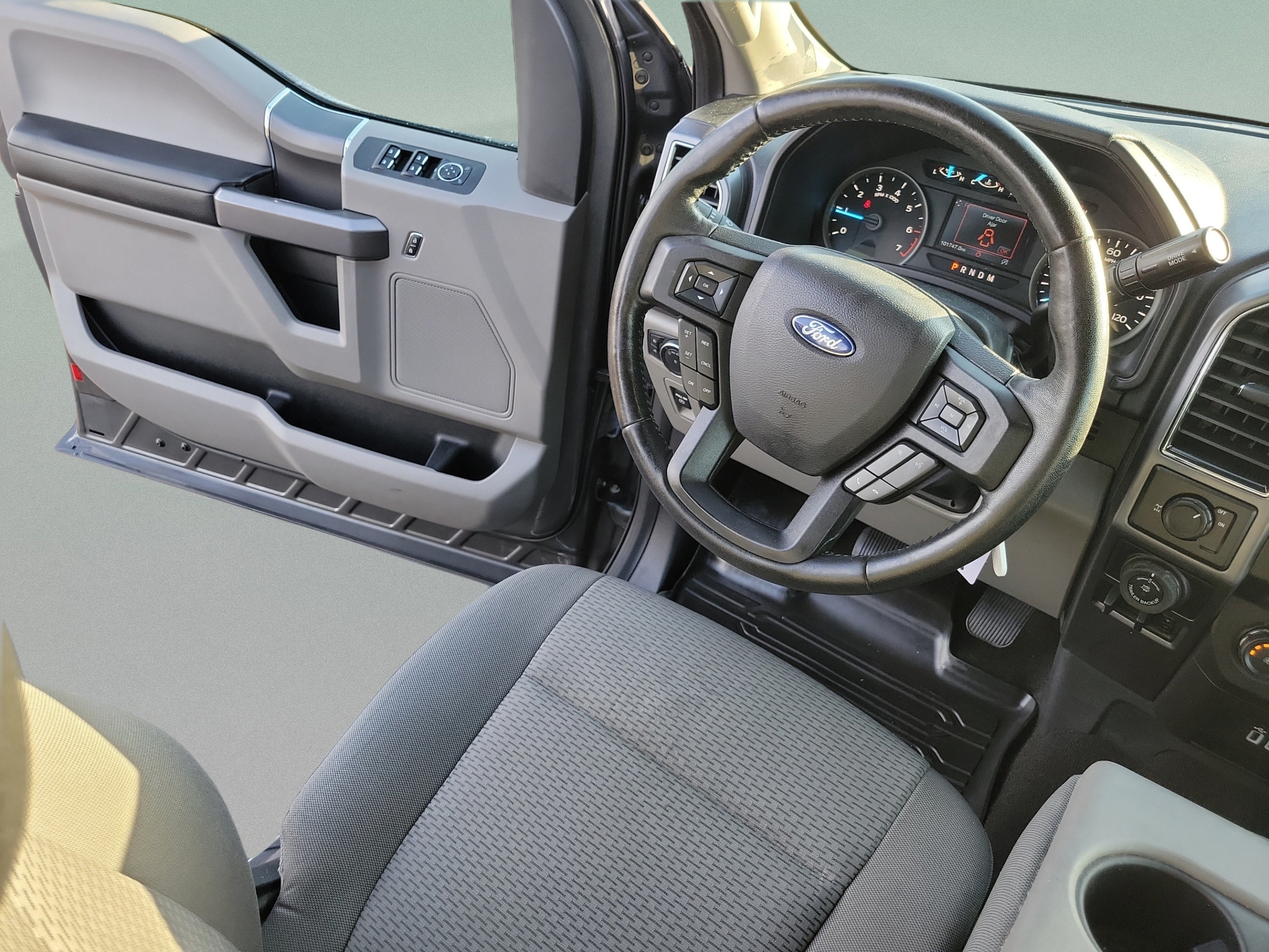 Certified 2019 Ford F150 XLT w/ Equipment Group 302A Luxury RWD image 13