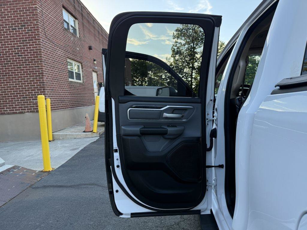 Used 2020 RAM 1500 Big Horn AWD/4WD image 19