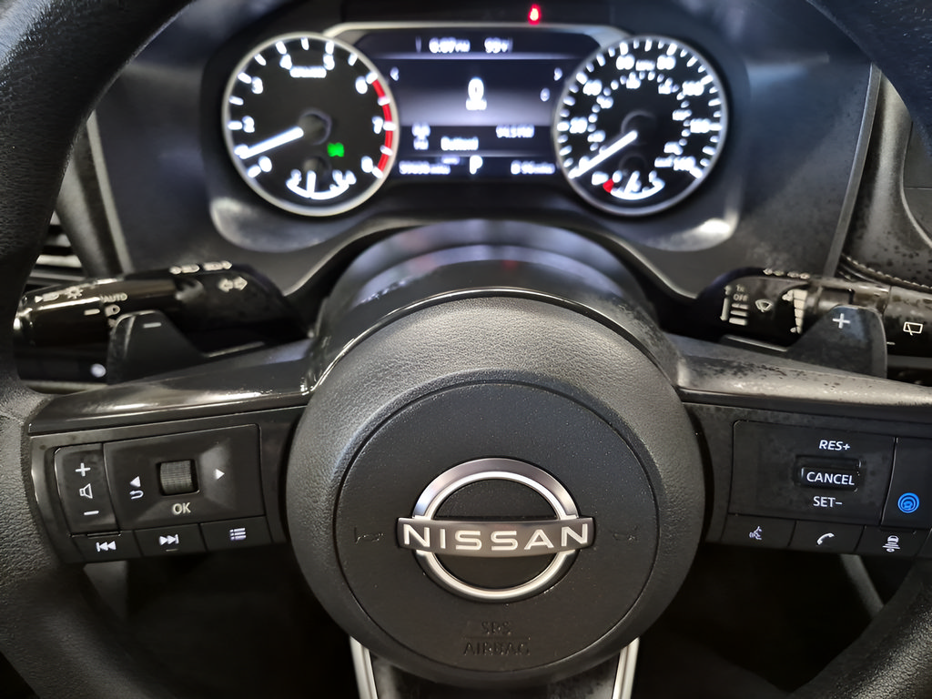 Used 2024 Nissan Rogue SV AWD/4WD image 24