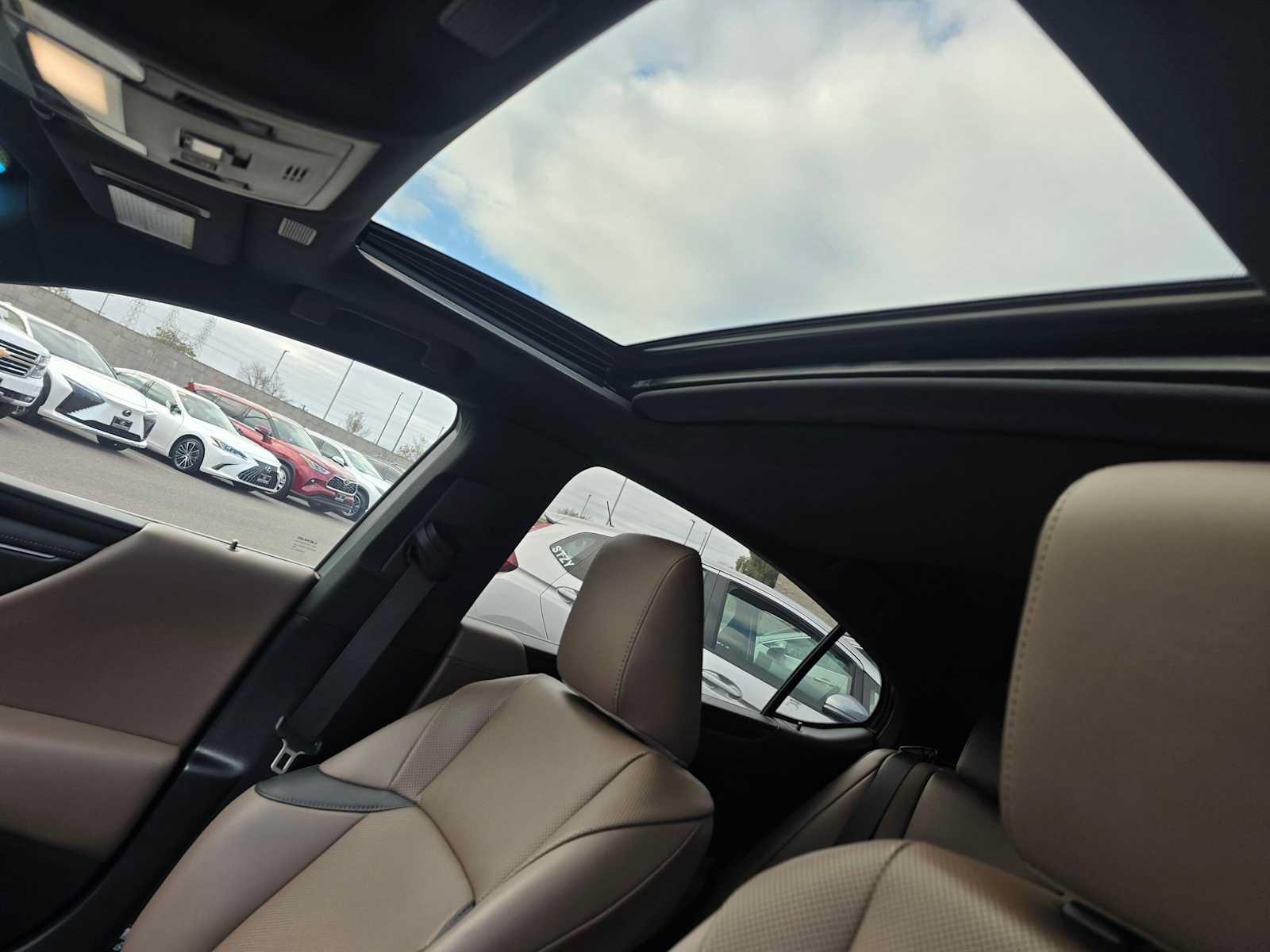 Certified 2023 Lexus ES 350 w/ Premium Package FWD image 23