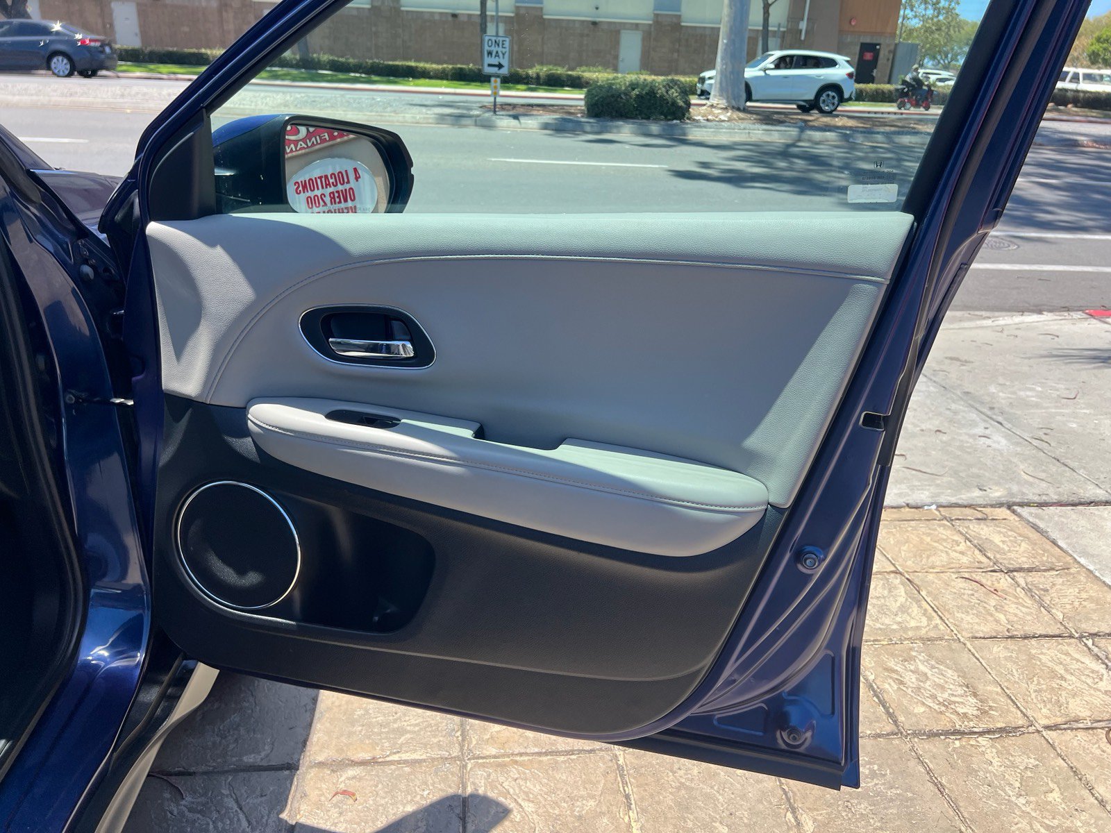 Used 2017 Honda HR-V EX-L image 31
