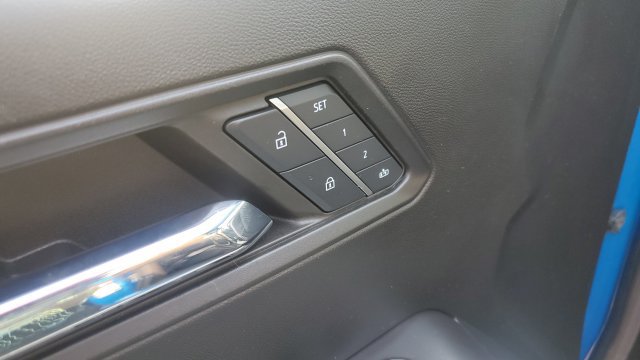 Used 2024 GMC Canyon AT4X AWD/4WD image 5