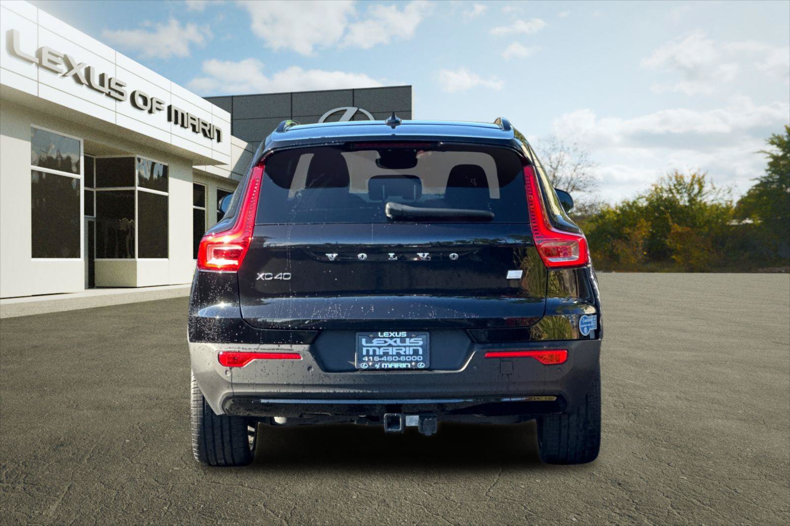 Used 2021 Volvo XC40 P8 Recharge w/ Advanced Package AWD/4WD image 9