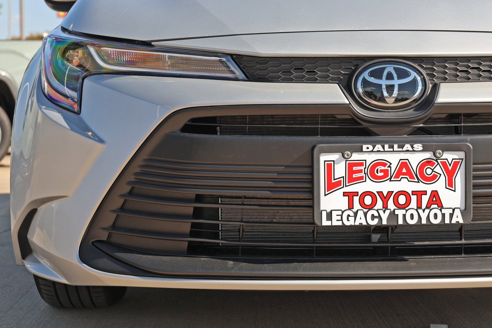 Used 2024 Toyota Corolla LE image 8