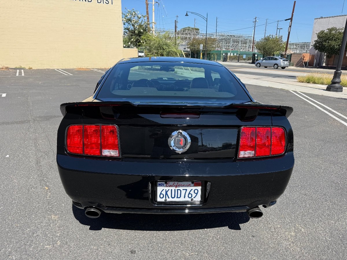 Used 2007 Ford Mustang GT RWD image 7