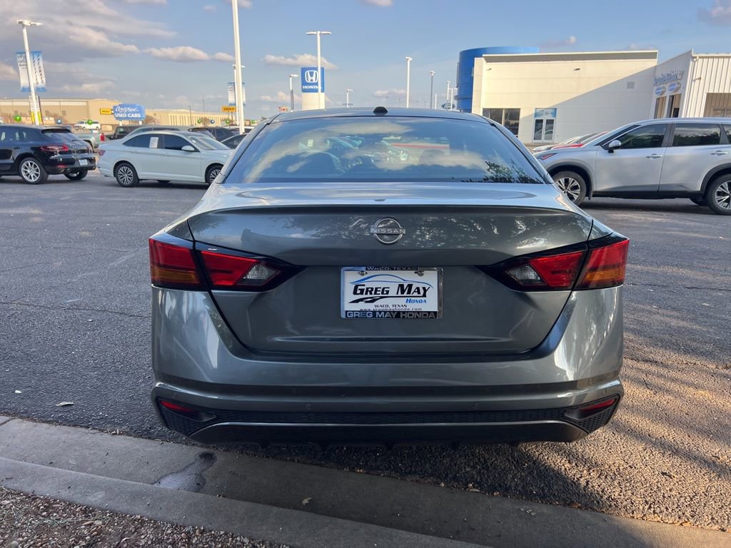 Used 2023 Nissan Altima 2.5 SV image 6