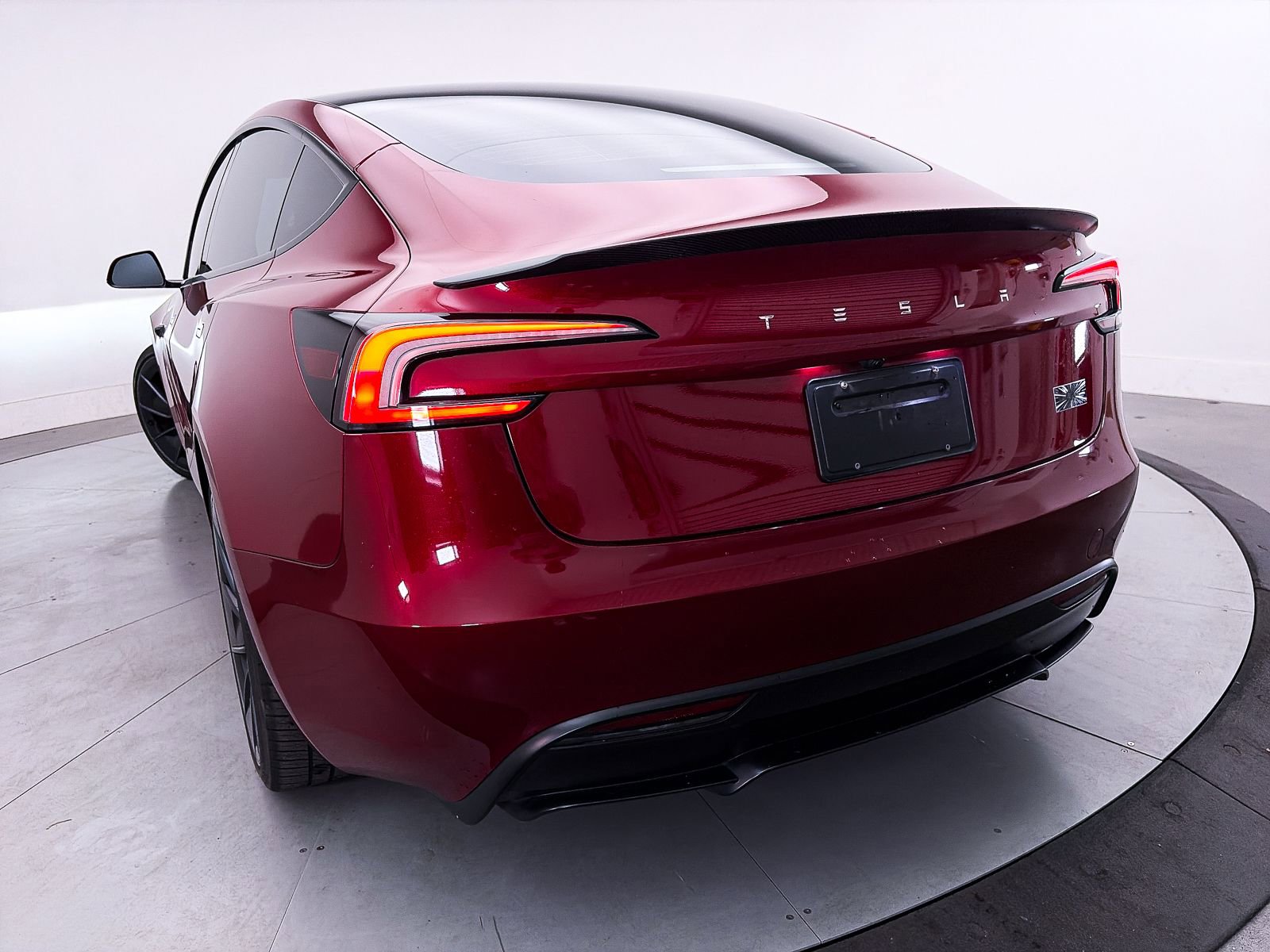 Used 2024 Tesla Model 3 Performance AWD/4WD image 4