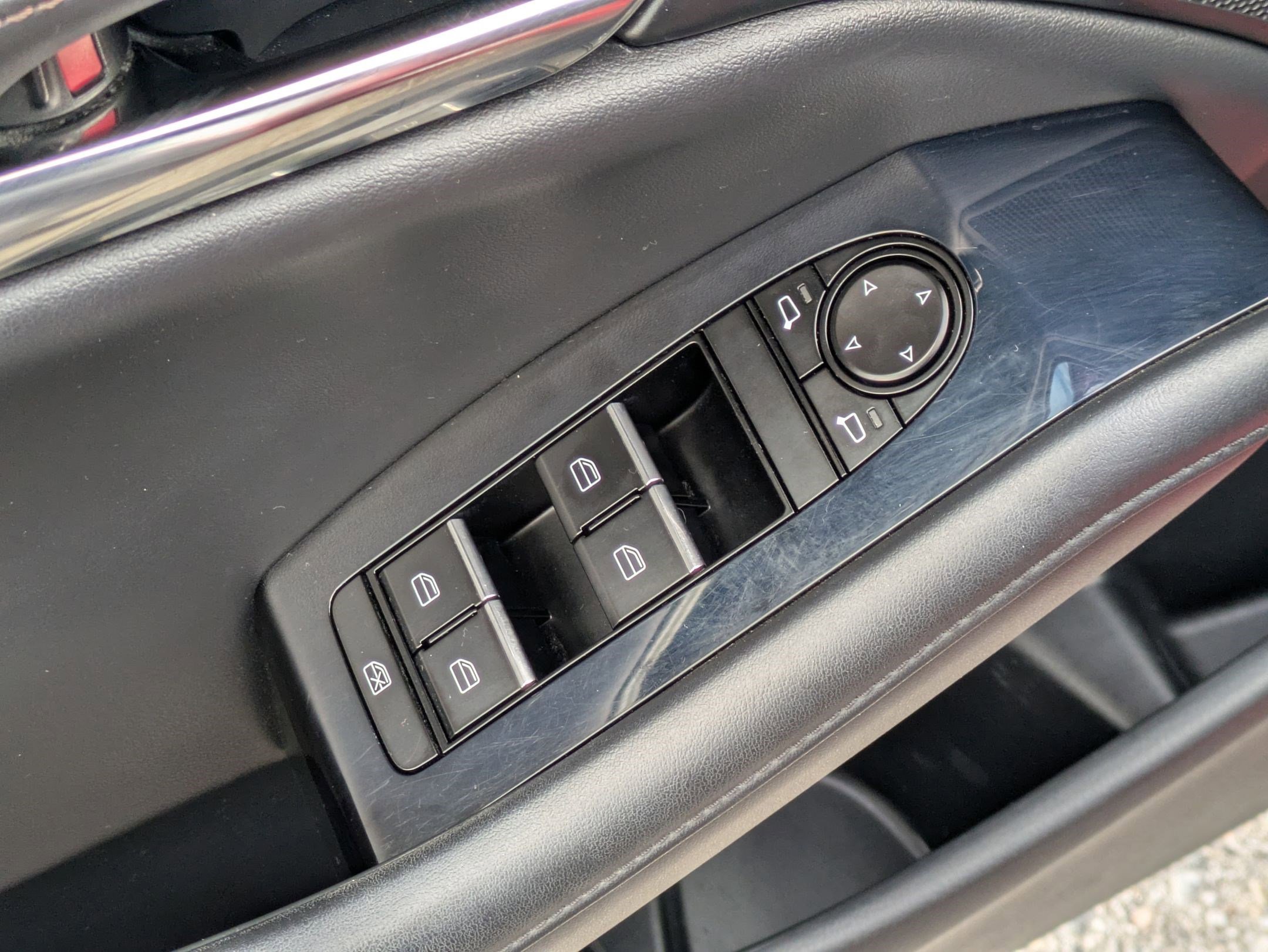 Used 2021 MAZDA MAZDA3 s image 11