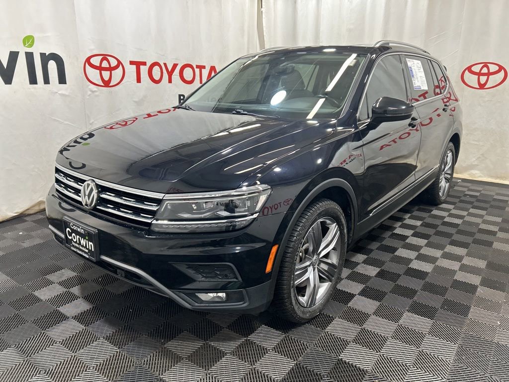 Used 2019 Volkswagen Tiguan SEL Premium w/ 3rd Row Seat Package image 3