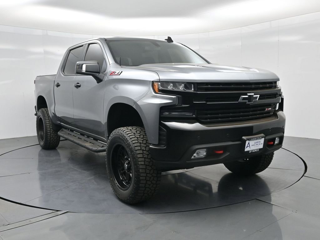 Used 2021 Chevrolet Silverado 1500 LT Trail Boss w/ Convenience Package II image 4