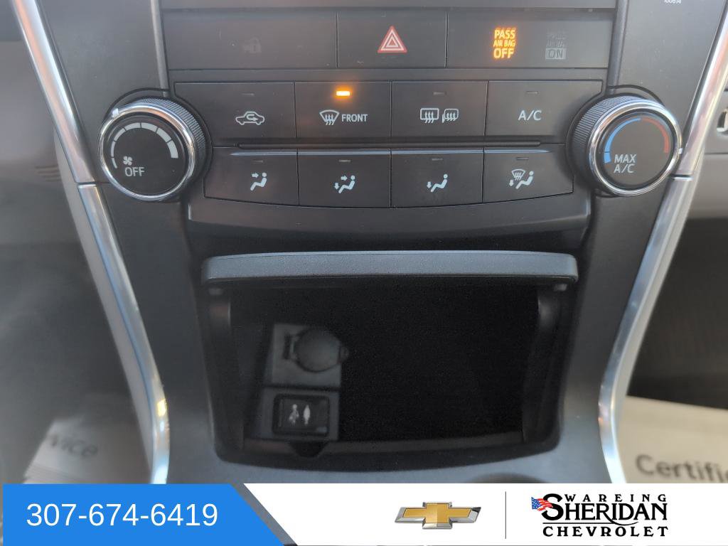 Used 2017 Toyota Camry LE image 11