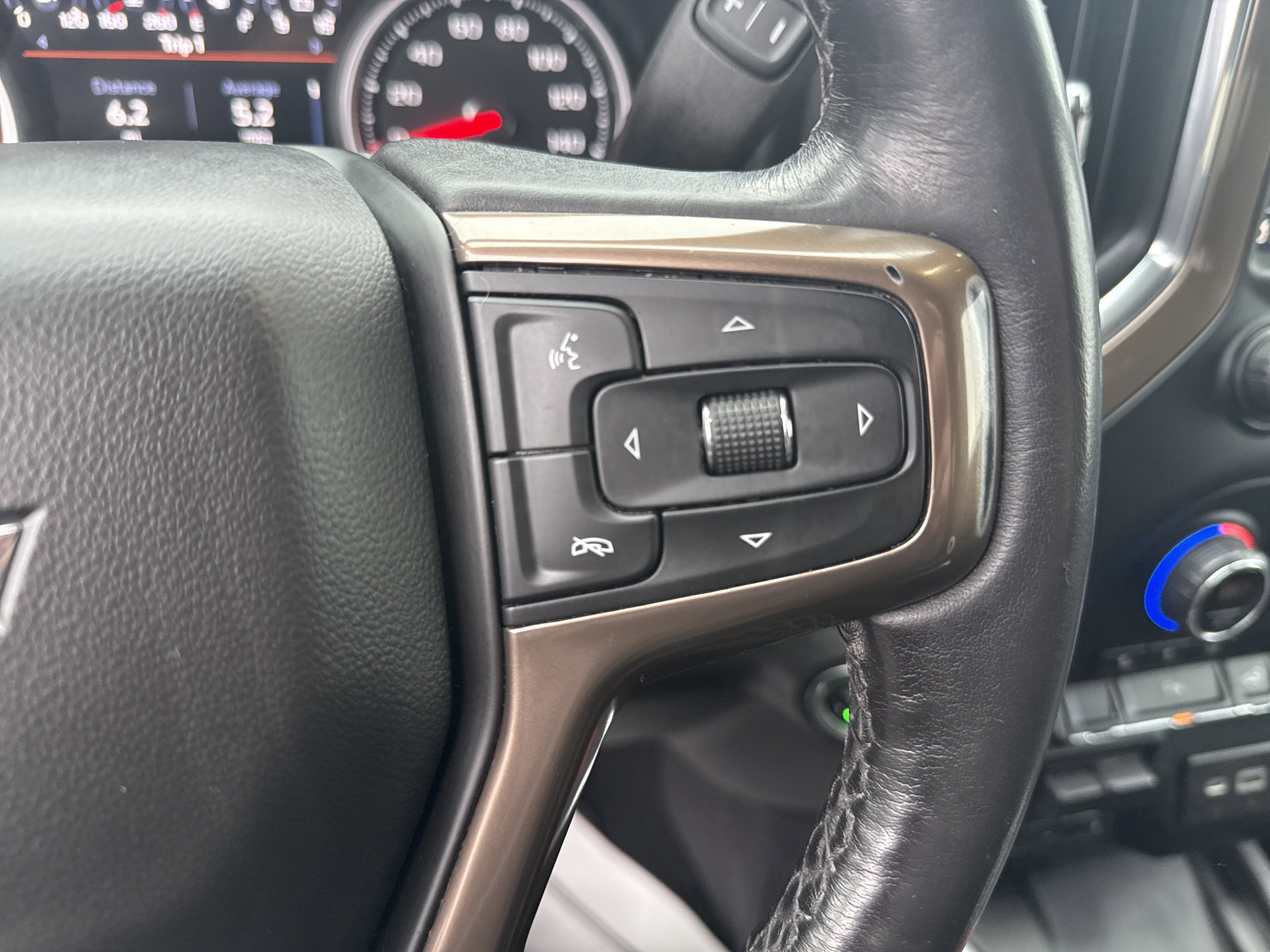 Used 2021 Chevrolet Silverado 1500 High Country w/ Z71 Off-Road Package image 19