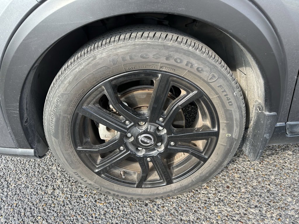 Used 2023 Nissan Kicks SV image 11