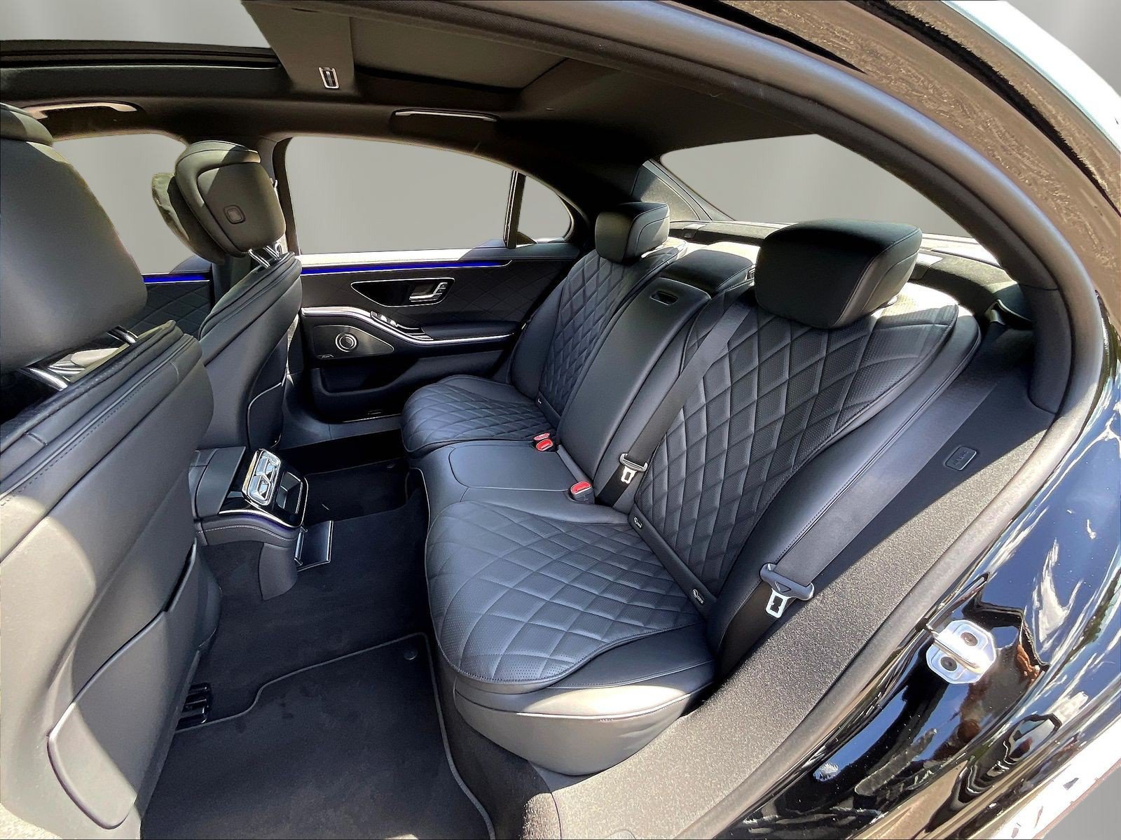 Certified 2025 Mercedes-Benz S 580 4MATIC Sedan image 24