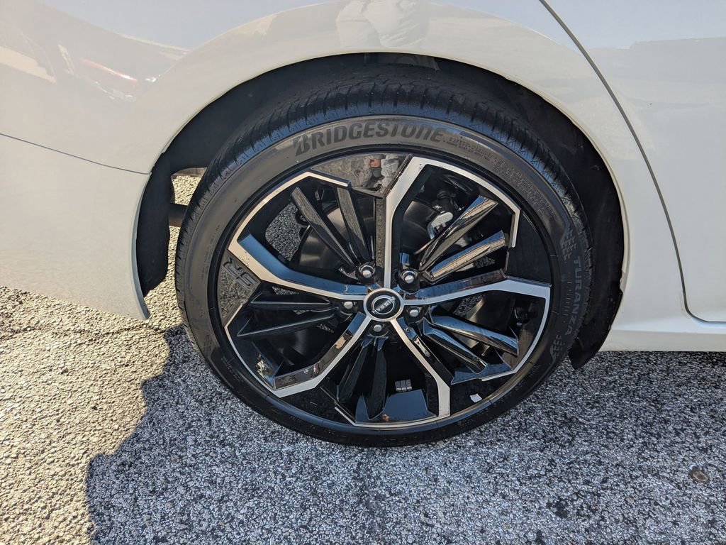 Used 2025 Nissan Altima 2.5 SR image 31