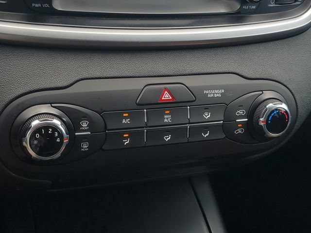 Used 2020 Kia Sorento L FWD image 30