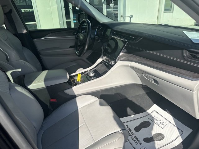 Used 2022 Jeep Grand Cherokee L Overland w/ Luxury Tech Group IV image 25