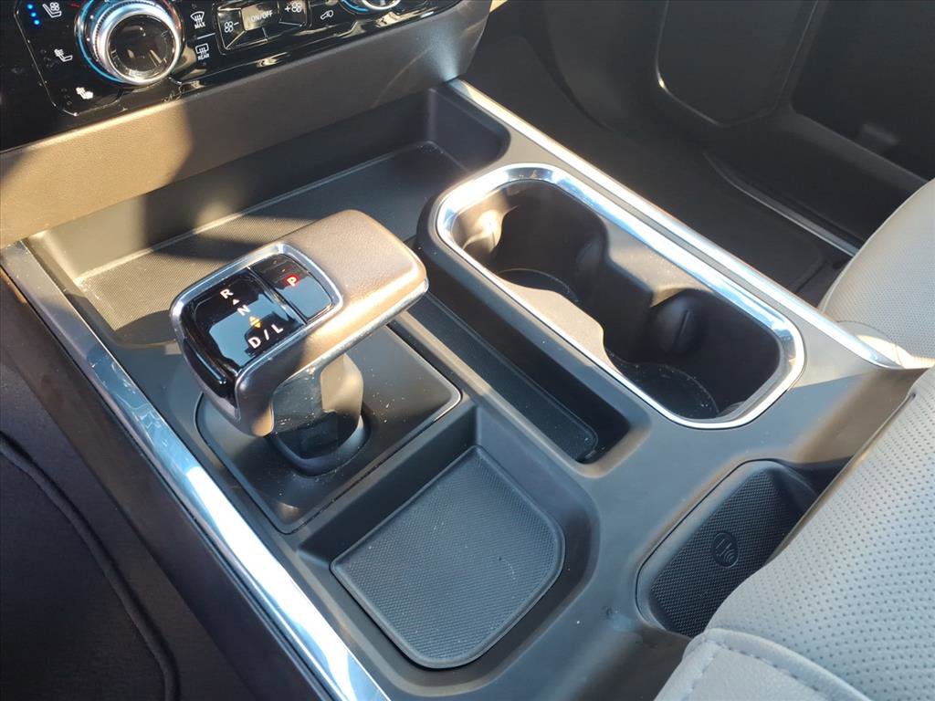 Used 2022 GMC Sierra 1500 SLT w/ SLT Convenience Package image 20